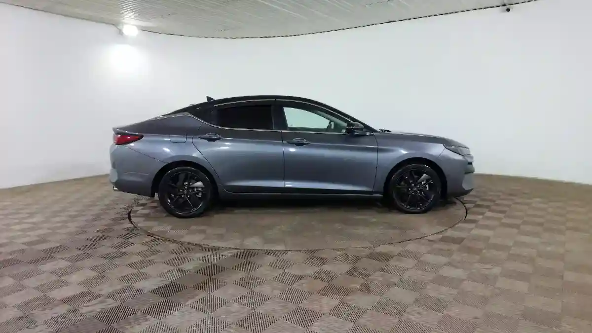 JAC J7 Plus 2024 года за 7 990 000 тг. в Шымкент