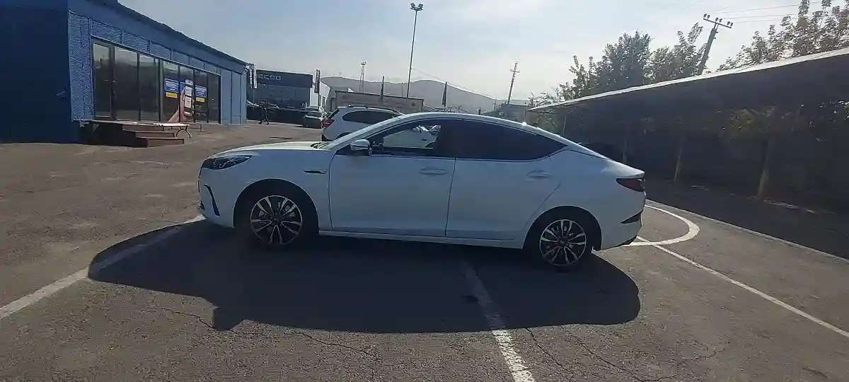 JAC J7 2023 года за 5 500 000 тг. в Алматы
