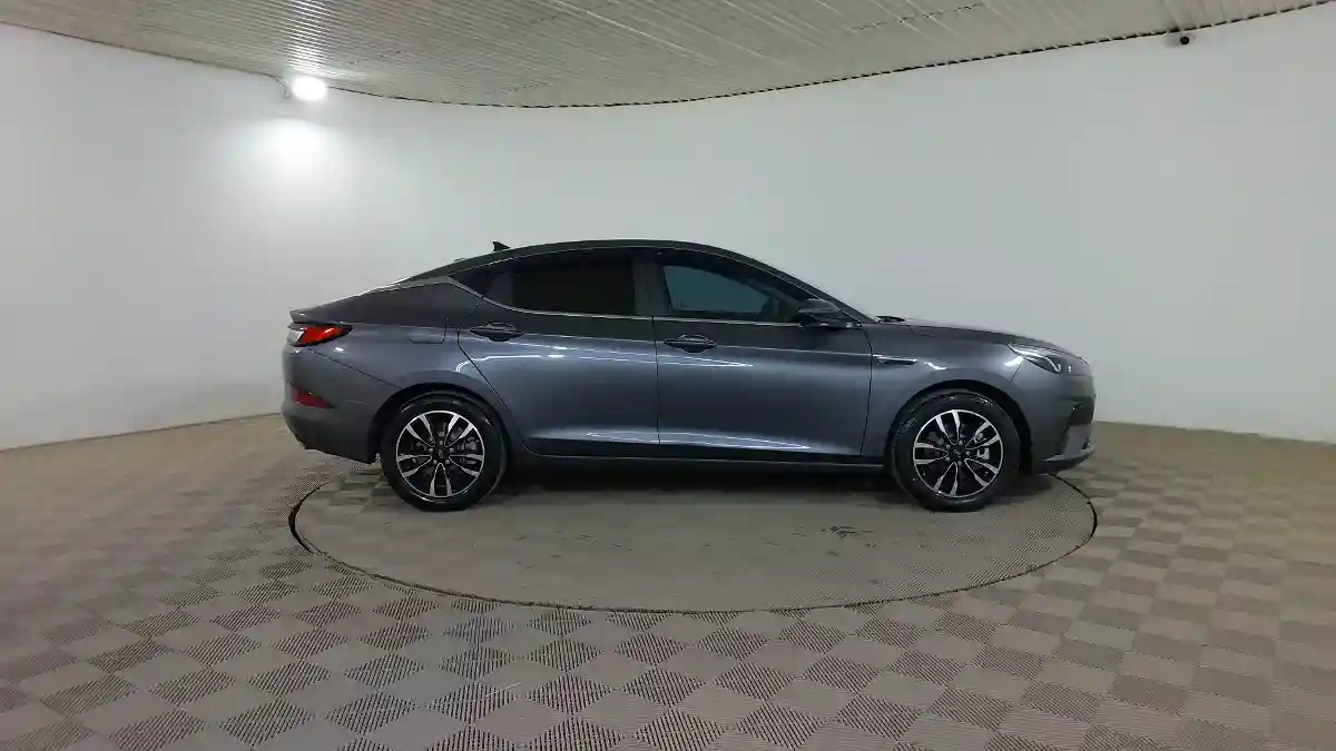 JAC J7 2023 года за 7 090 000 тг. в Шымкент
