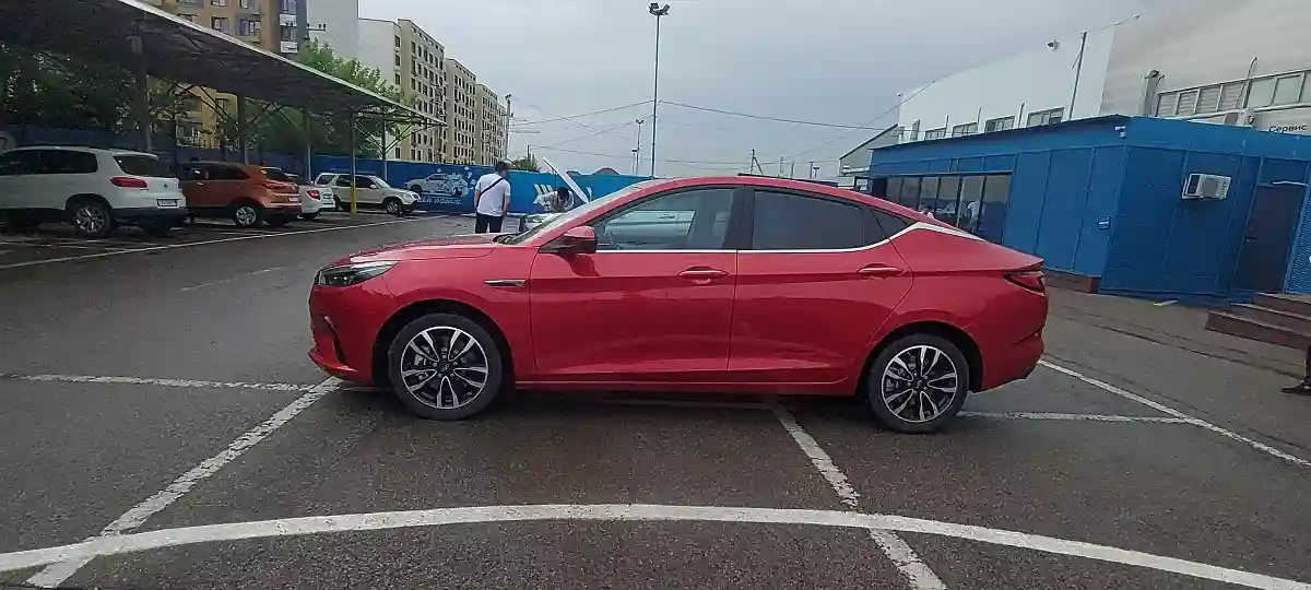 JAC J7 2024 года за 6 800 000 тг. в Алматы