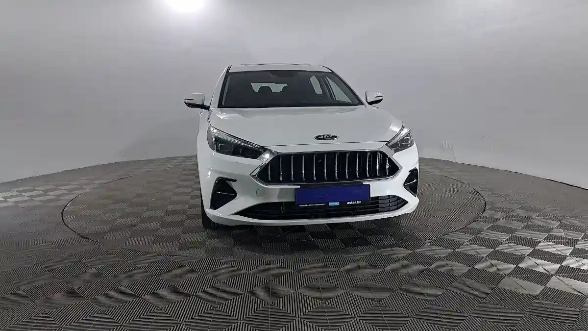JAC J7 2023 года за 7 100 000 тг. в Павлодар