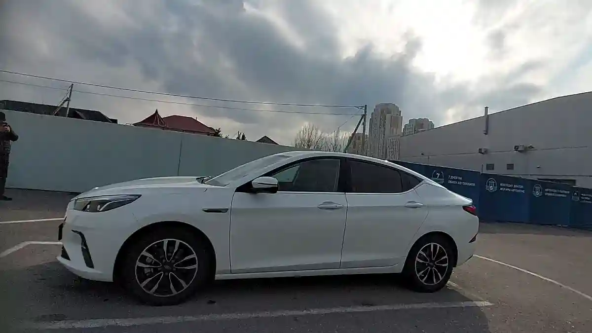 JAC J7 2023 года за 6 300 000 тг. в Шымкент