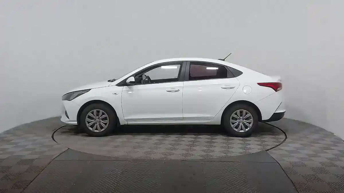 Hyundai Accent 2020 года за 5 850 000 тг. в Астана