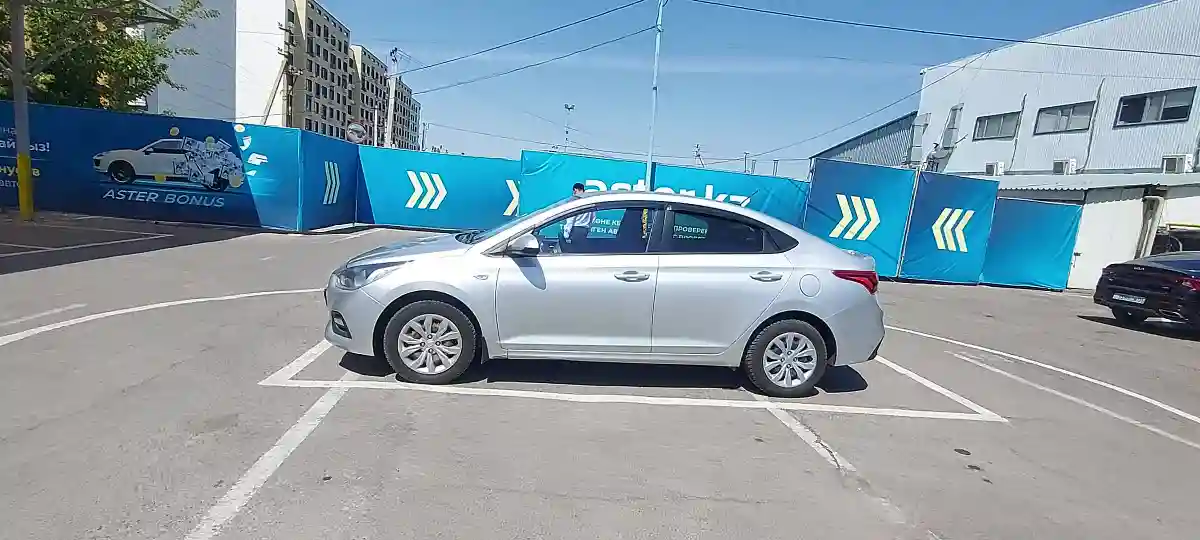 Hyundai Accent 2019 года за 5 500 000 тг. в Алматы