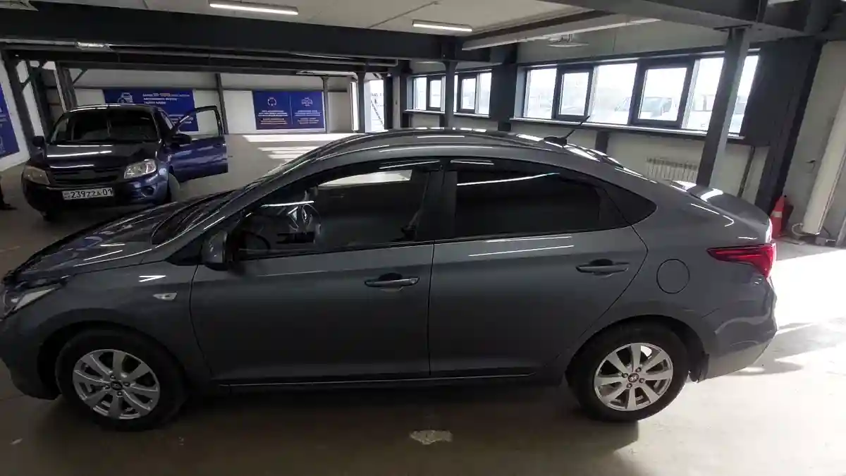 Hyundai Accent 2019 года за 8 000 000 тг. в Астана