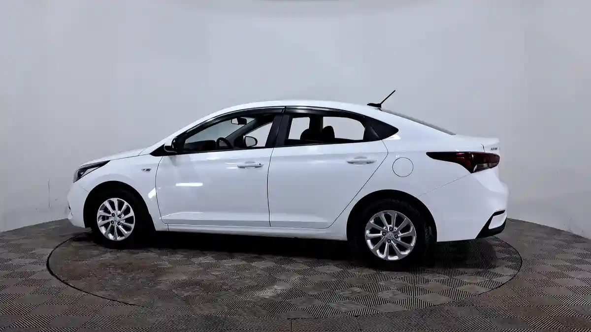 Hyundai Accent 2019 года за 7 490 000 тг. в Астана