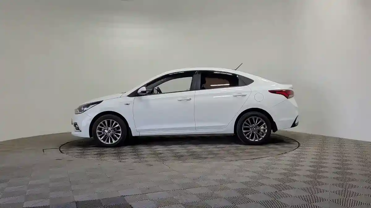 Hyundai Accent 2019 года за 7 400 000 тг. в Алматы