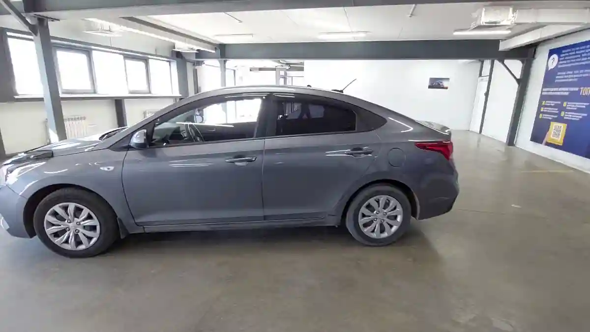 Hyundai Accent 2019 года за 7 300 000 тг. в Астана