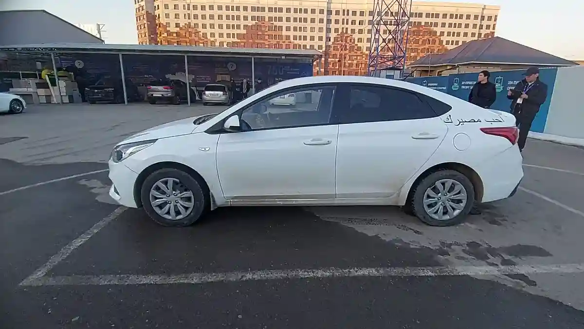 Hyundai Accent 2019 года за 7 200 000 тг. в Шымкент