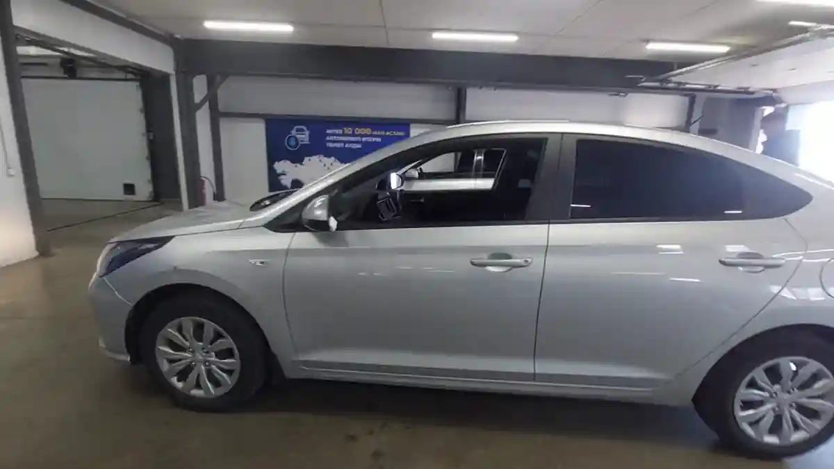 Hyundai Accent 2020 года за 8 000 000 тг. в Астана