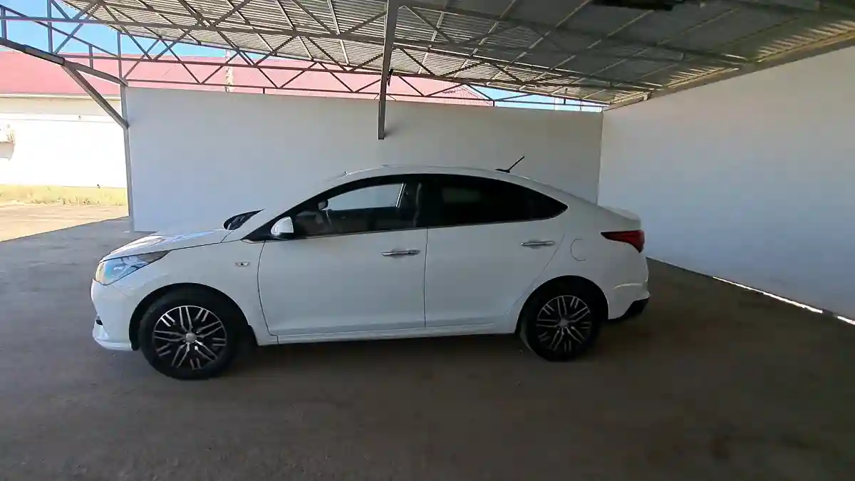 Hyundai Accent 2020 года за 7 350 800 тг. в Кызылорда