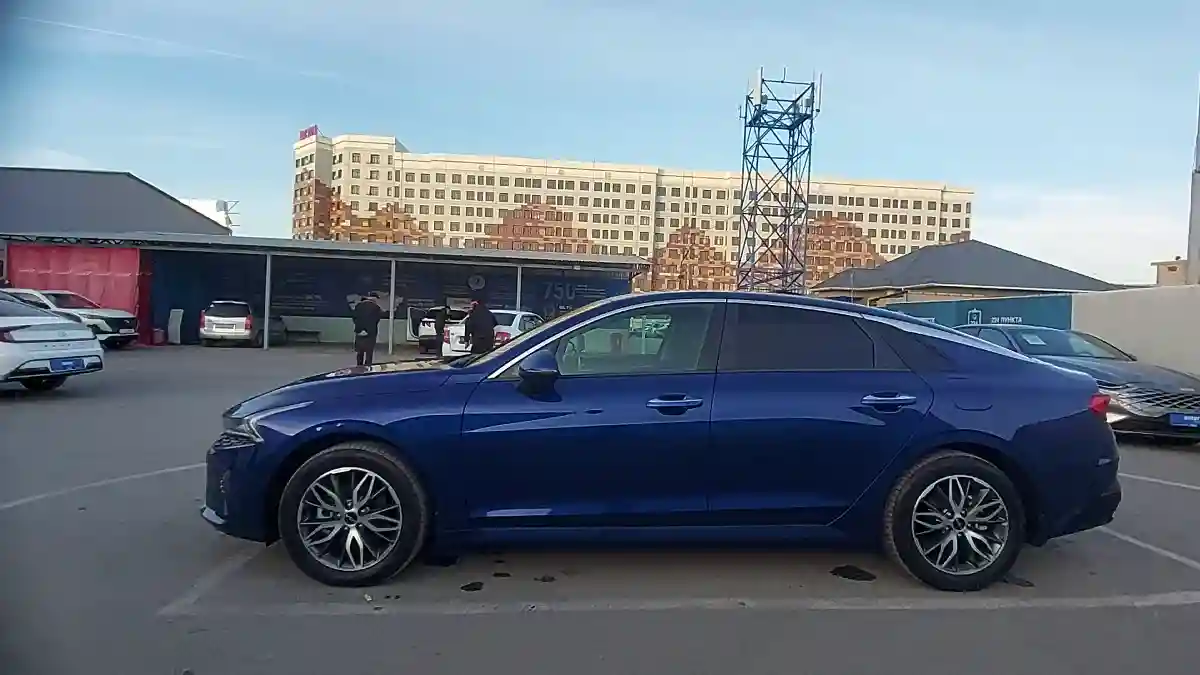 Kia K5 2022 года за 15 000 000 тг. в Шымкент