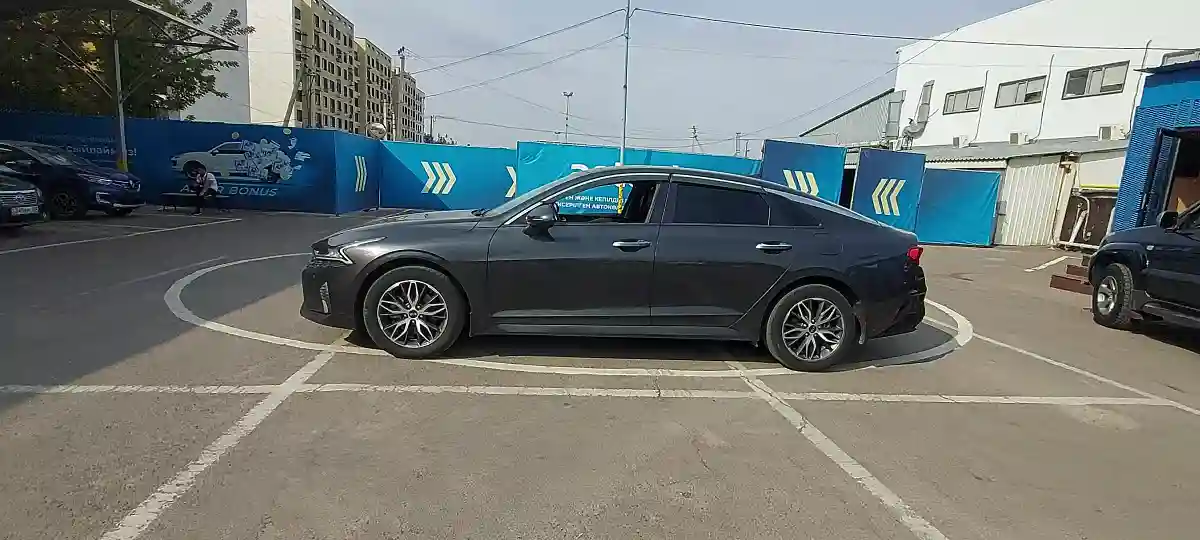Kia K5 2021 года за 12 000 000 тг. в Алматы
