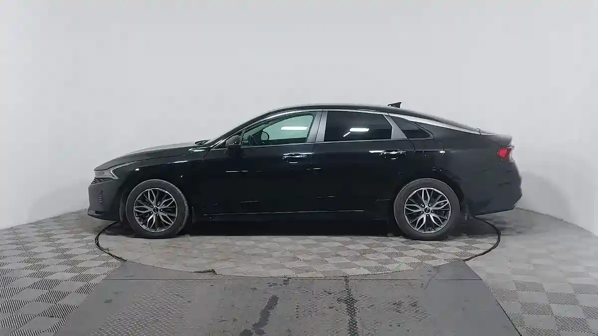 Kia K5 2021 года за 13 190 000 тг. в Астана