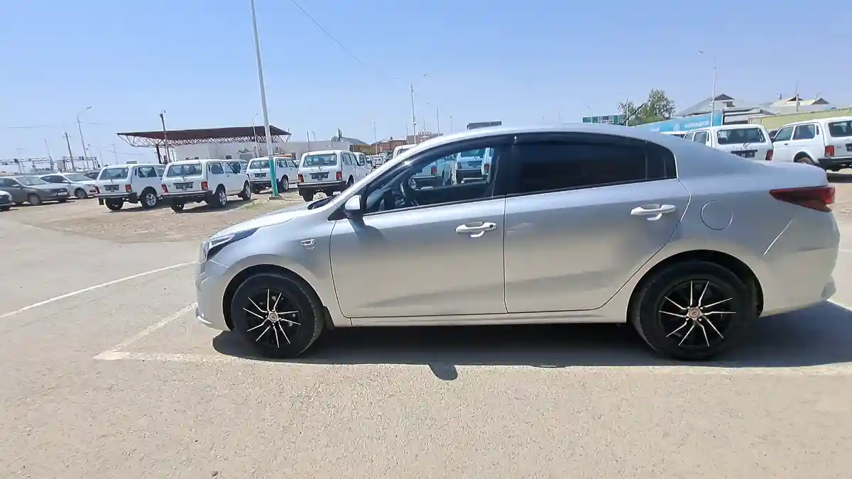 Kia Rio 2021 года за 6 290 000 тг. в Кызылорда
