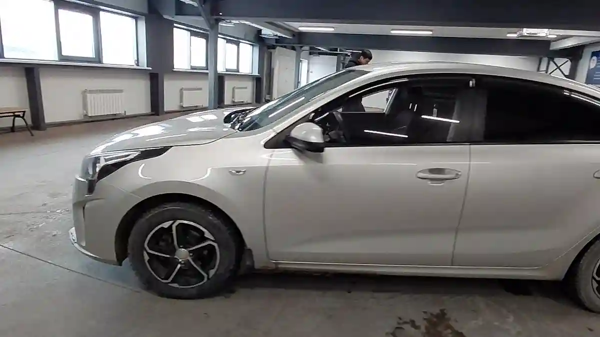 Kia Rio 2021 года за 8 000 000 тг. в Астана