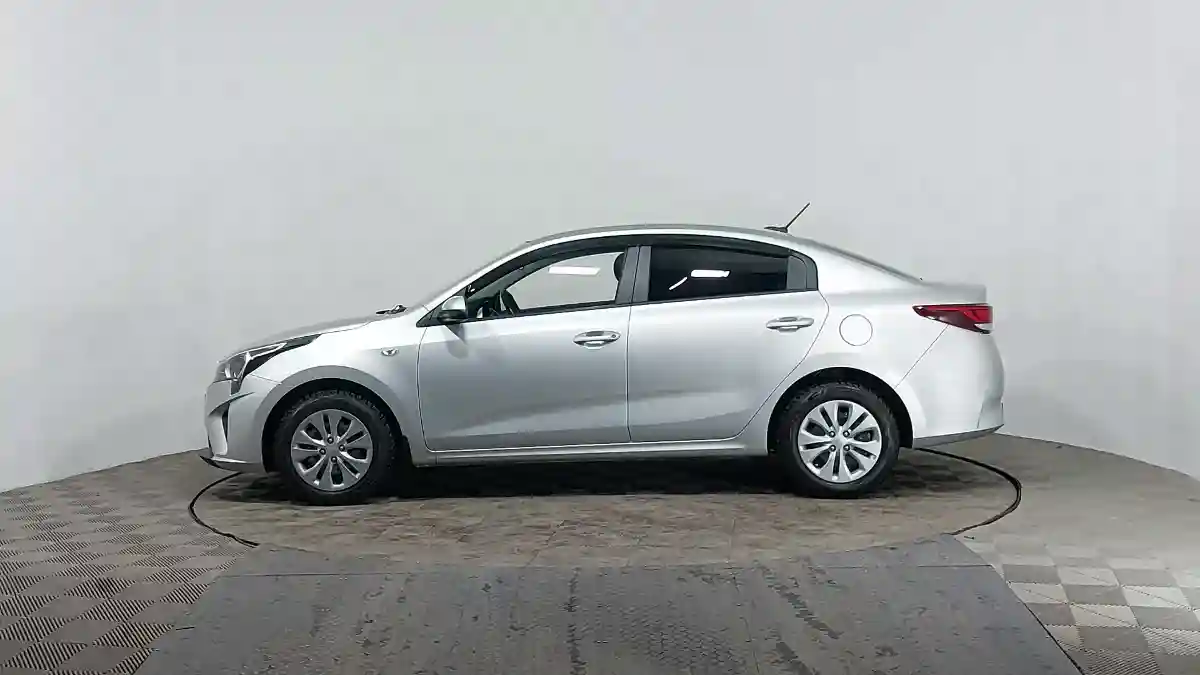 Kia Rio 2021 года за 8 989 000 тг. в Астана