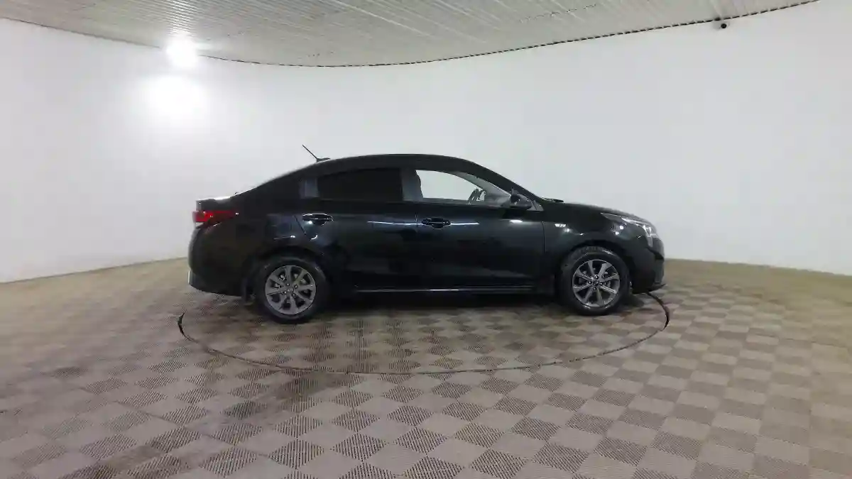 Kia Rio 2021 года за 6 990 000 тг. в Шымкент