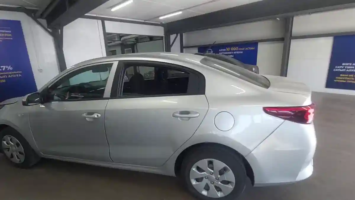 Kia Rio 2021 года за 8 000 000 тг. в Астана