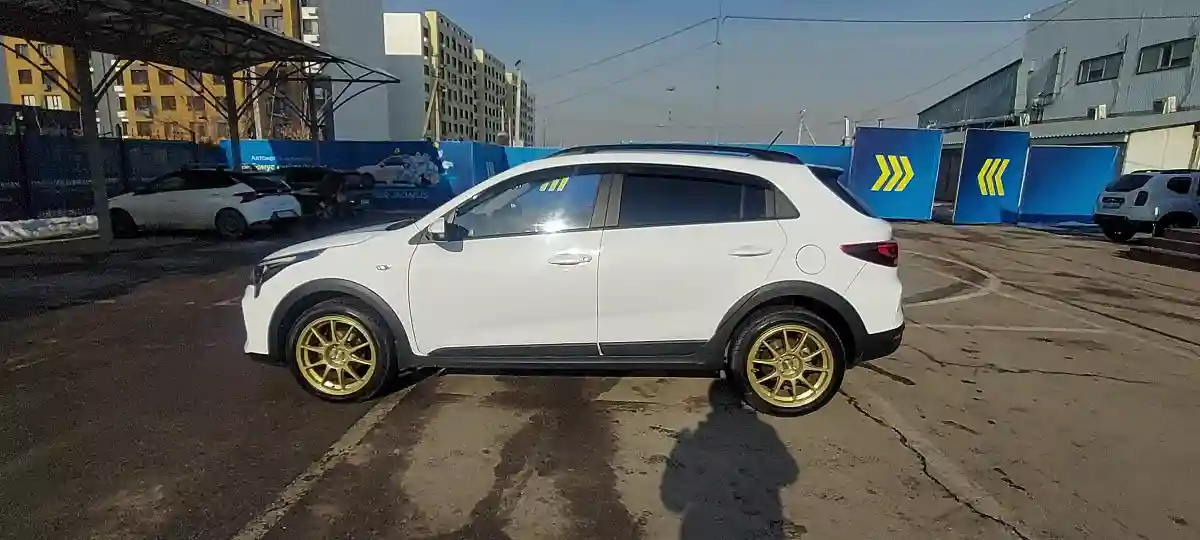 Kia Rio 2021 года за 8 700 000 тг. в Алматы