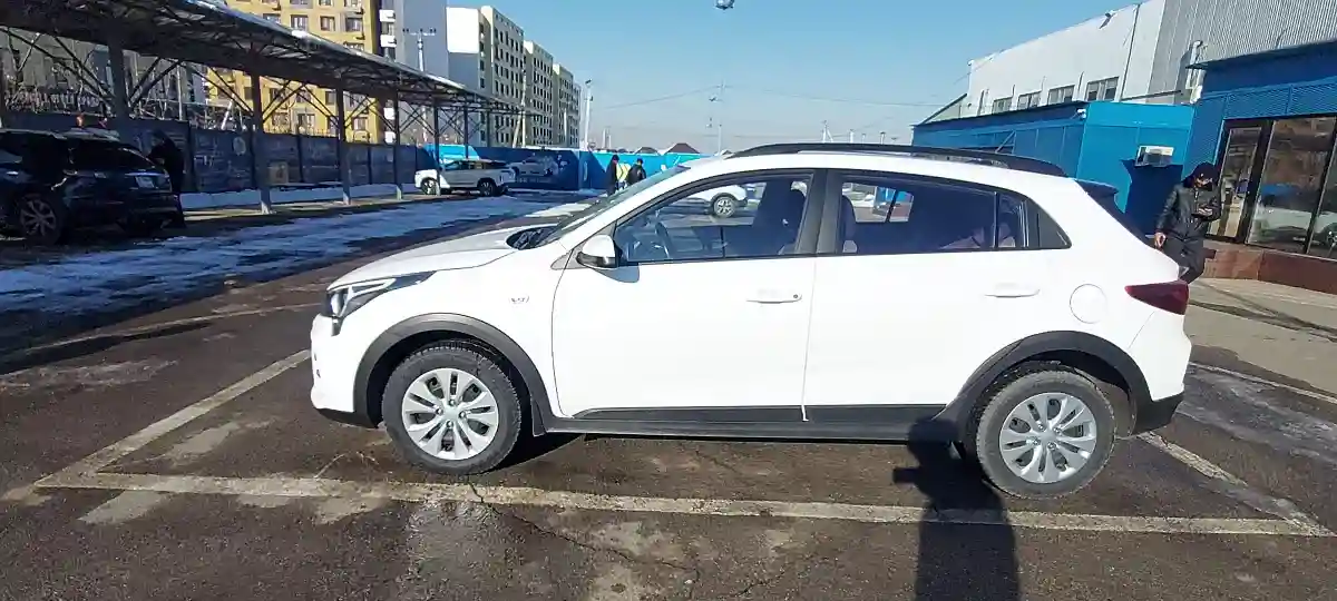 Kia Rio 2021 года за 8 000 000 тг. в Алматы