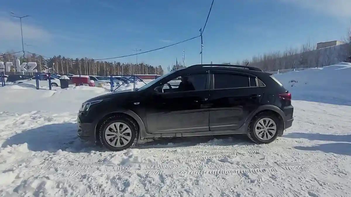 Kia Rio 2022 года за 8 000 000 тг. в Усть-Каменогорск
