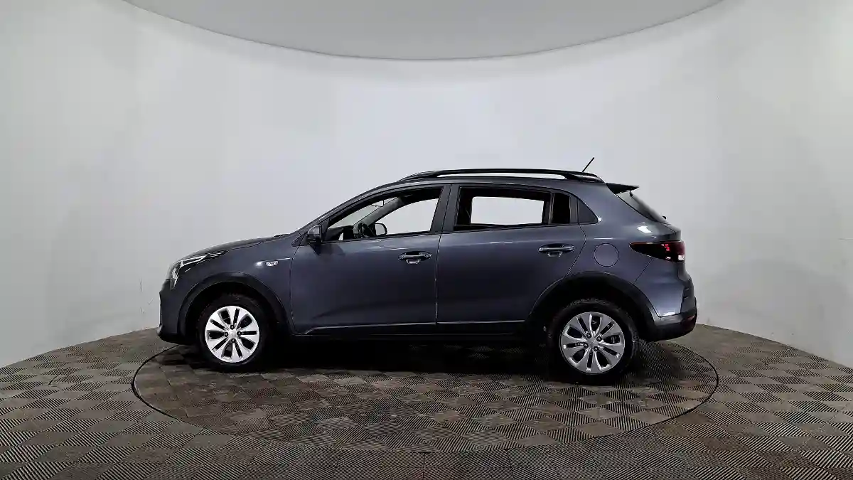 Kia Rio 2022 года за 8 190 000 тг. в Астана