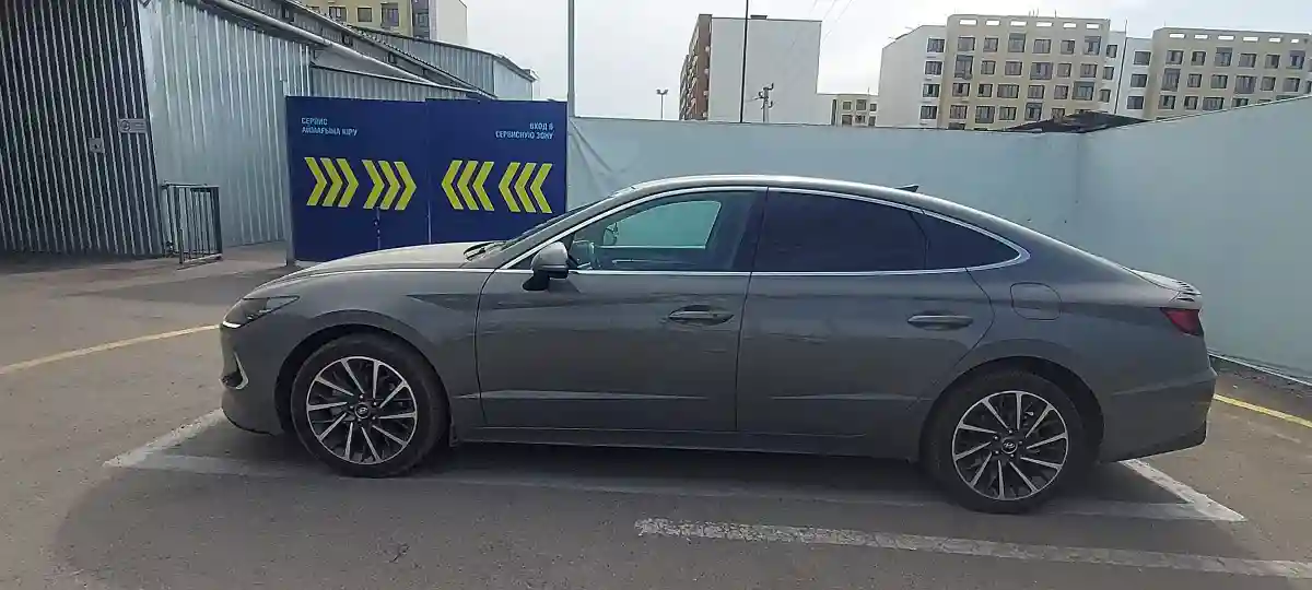 Hyundai Sonata 2020 года за 15 000 000 тг. в Алматы