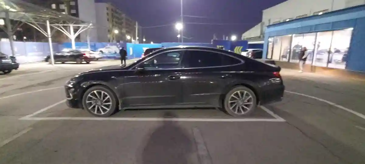 Hyundai Sonata 2020 года за 11 000 000 тг. в Алматы