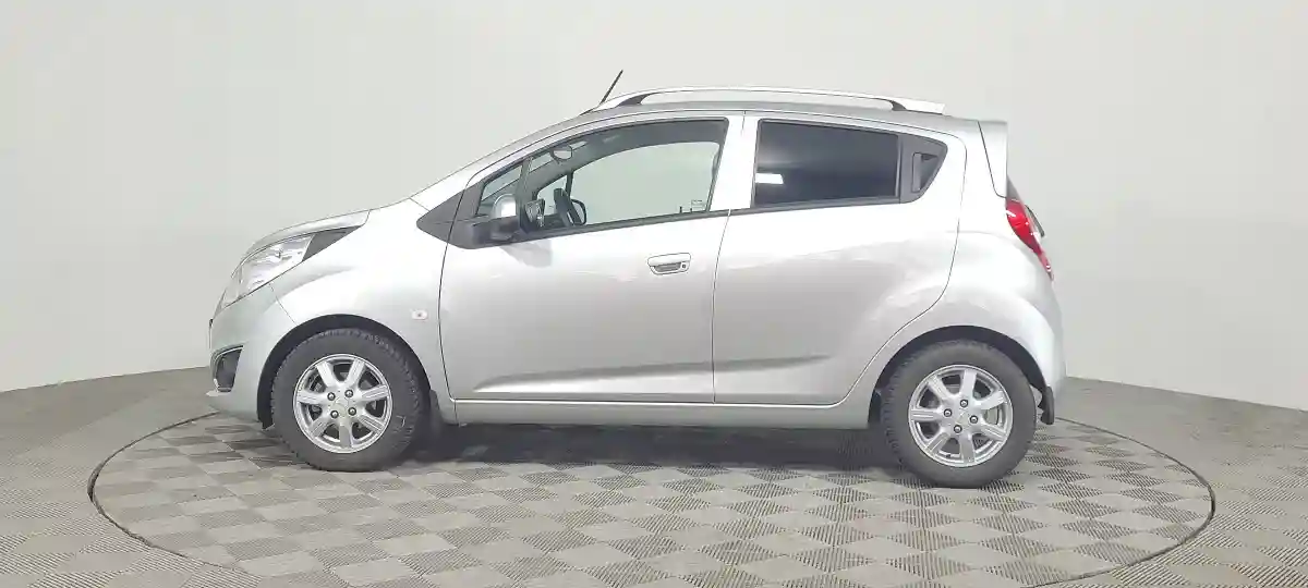 Chevrolet Spark 2022 года за 6 130 000 тг. в Караганда