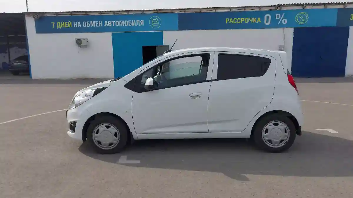 Chevrolet Spark 2022 года за 5 600 000 тг. в Актау