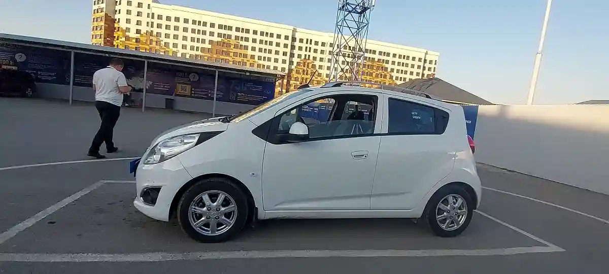 Chevrolet Spark 2022 года за 6 000 000 тг. в Шымкент