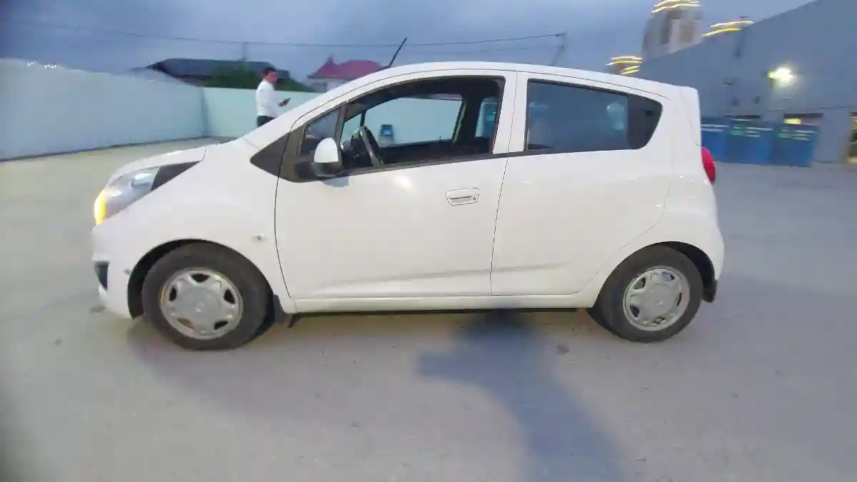 Chevrolet Spark 2022 года за 5 500 000 тг. в Шымкент