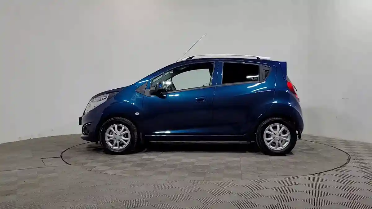 Chevrolet Spark 2023 года за 5 830 000 тг. в Алматы