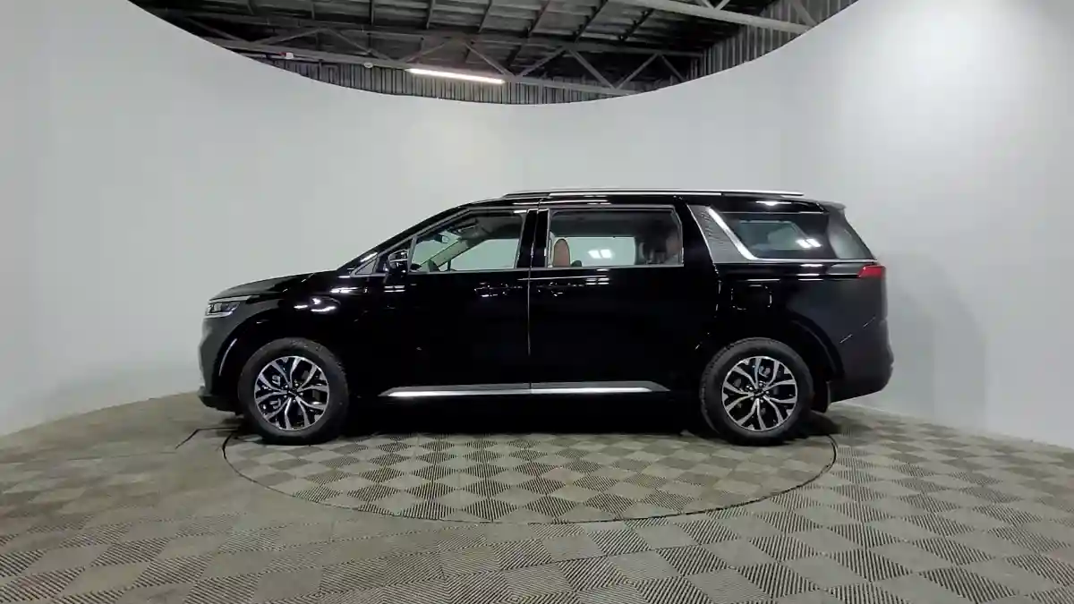 Kia Carnival 2023 года за 25 779 000 тг. в Алматы