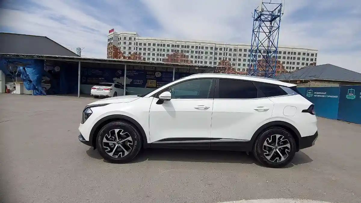 Kia Sportage 2023 года за 17 000 000 тг. в Шымкент