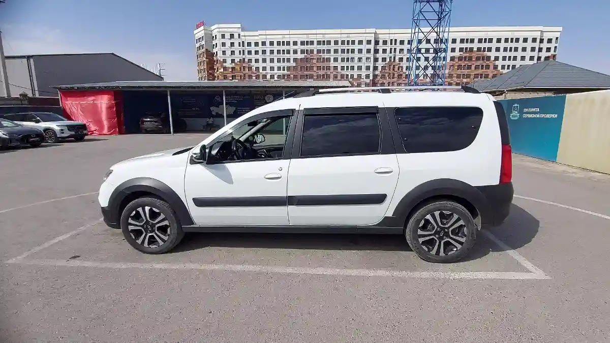 LADA (ВАЗ) Largus Cross 2022 года за 8 000 000 тг. в Шымкент