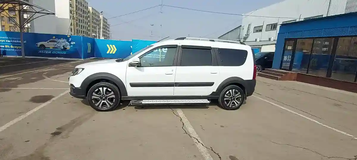 LADA (ВАЗ) Largus Cross 2022 года за 9 000 000 тг. в Алматы