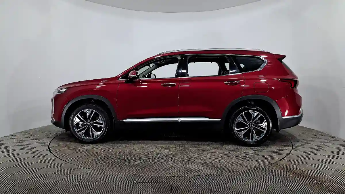 Hyundai Santa Fe 2018 года за 12 690 000 тг. в Астана