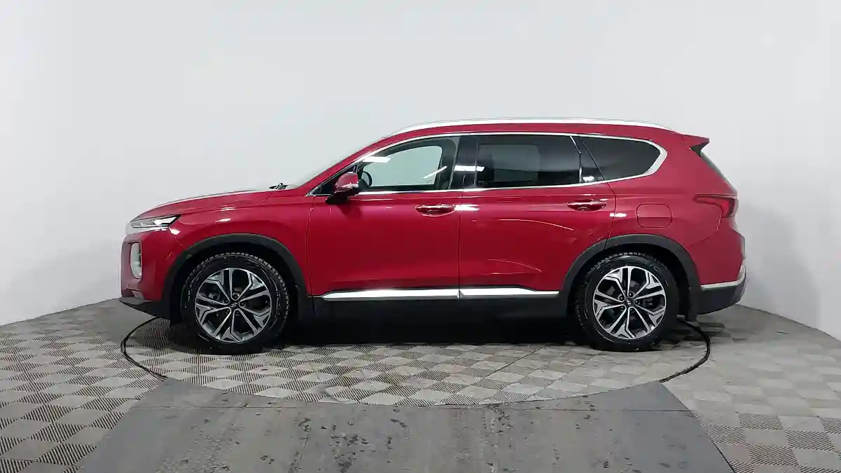 Hyundai Santa Fe 2019 года за 14 400 000 тг. в Астана