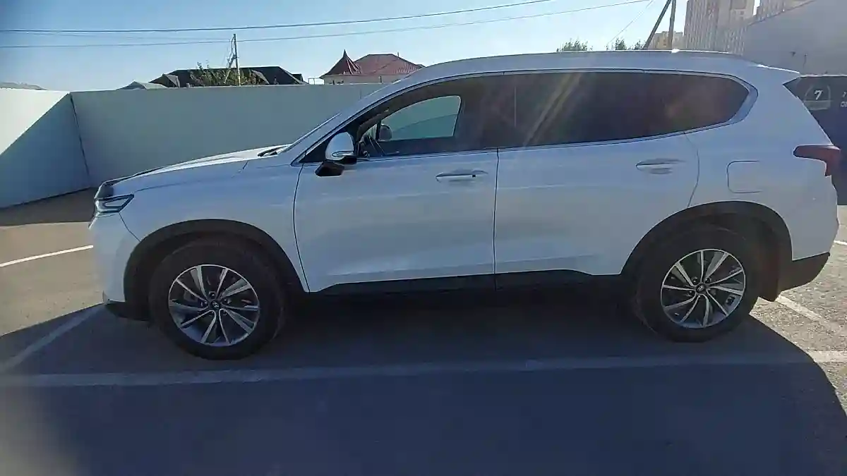 Hyundai Santa Fe 2019 года за 14 500 000 тг. в Шымкент