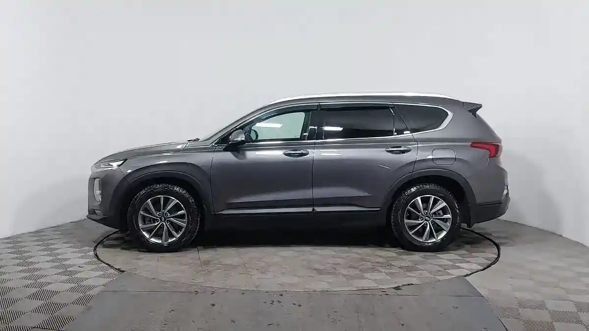 Hyundai Santa Fe 2020 года за 13 850 000 тг. в Астана