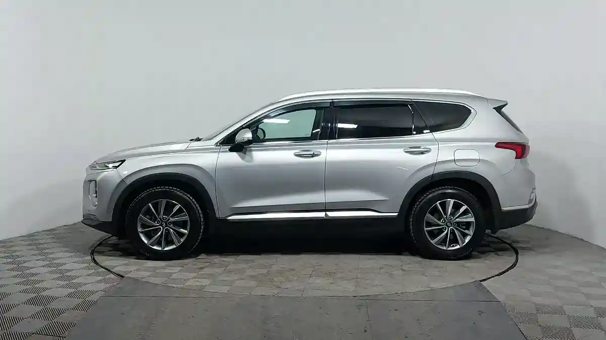 Hyundai Santa Fe 2021 года за 14 590 000 тг. в Астана