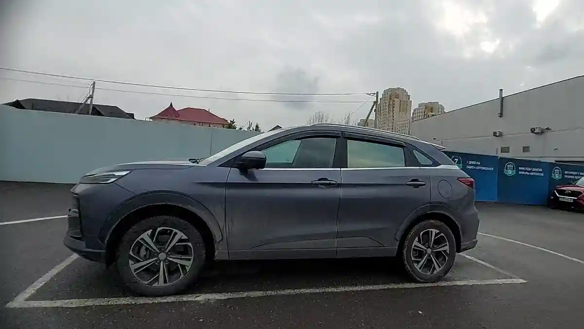 JAC JS6 2023 года за 7 000 000 тг. в Шымкент