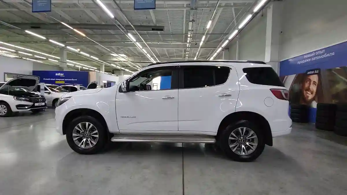 Chevrolet TrailBlazer 2021 года за 12 660 000 тг. в Усть-Каменогорск