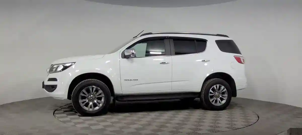 Chevrolet TrailBlazer 2022 года за 15 790 000 тг. в Караганда