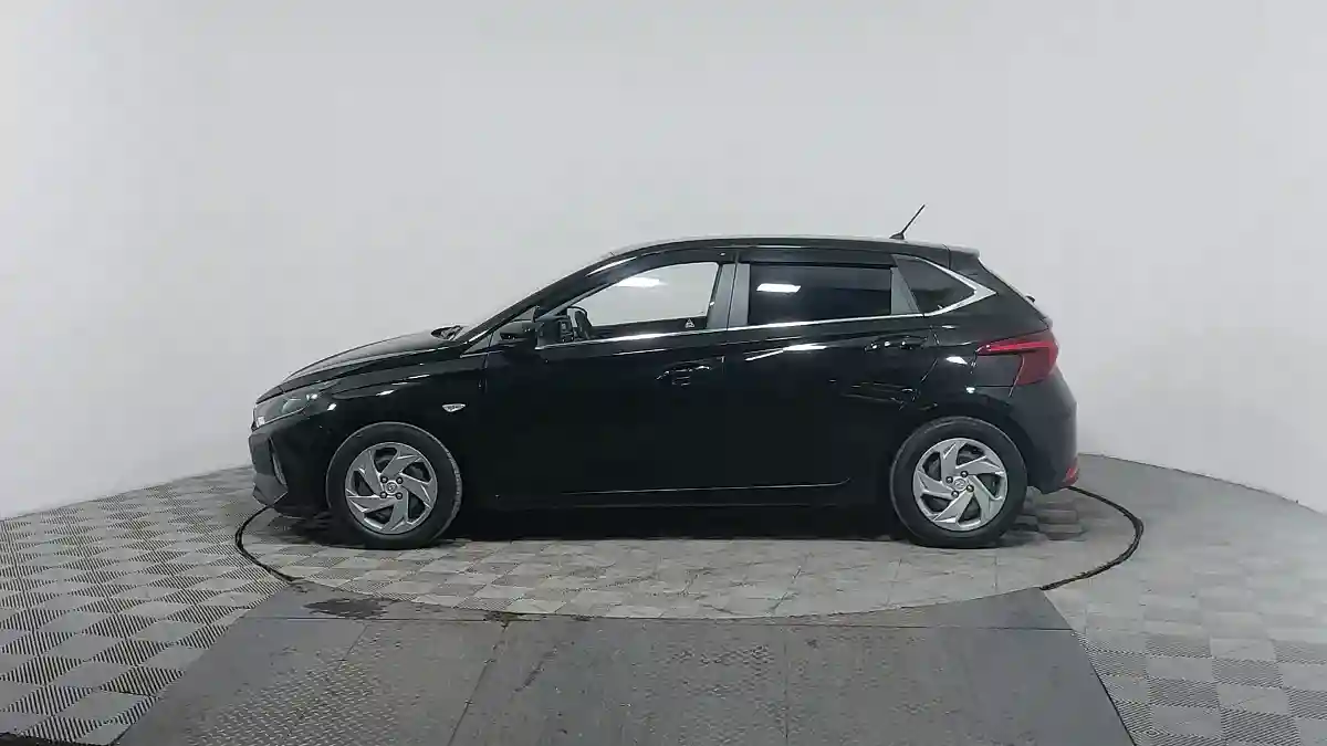 Hyundai i20 2023 года за 7 490 000 тг. в Астана