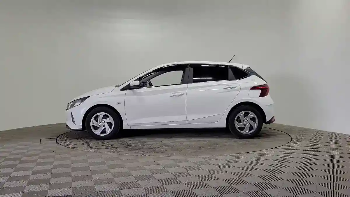 Hyundai i20 2023 года за 7 490 000 тг. в Алматы