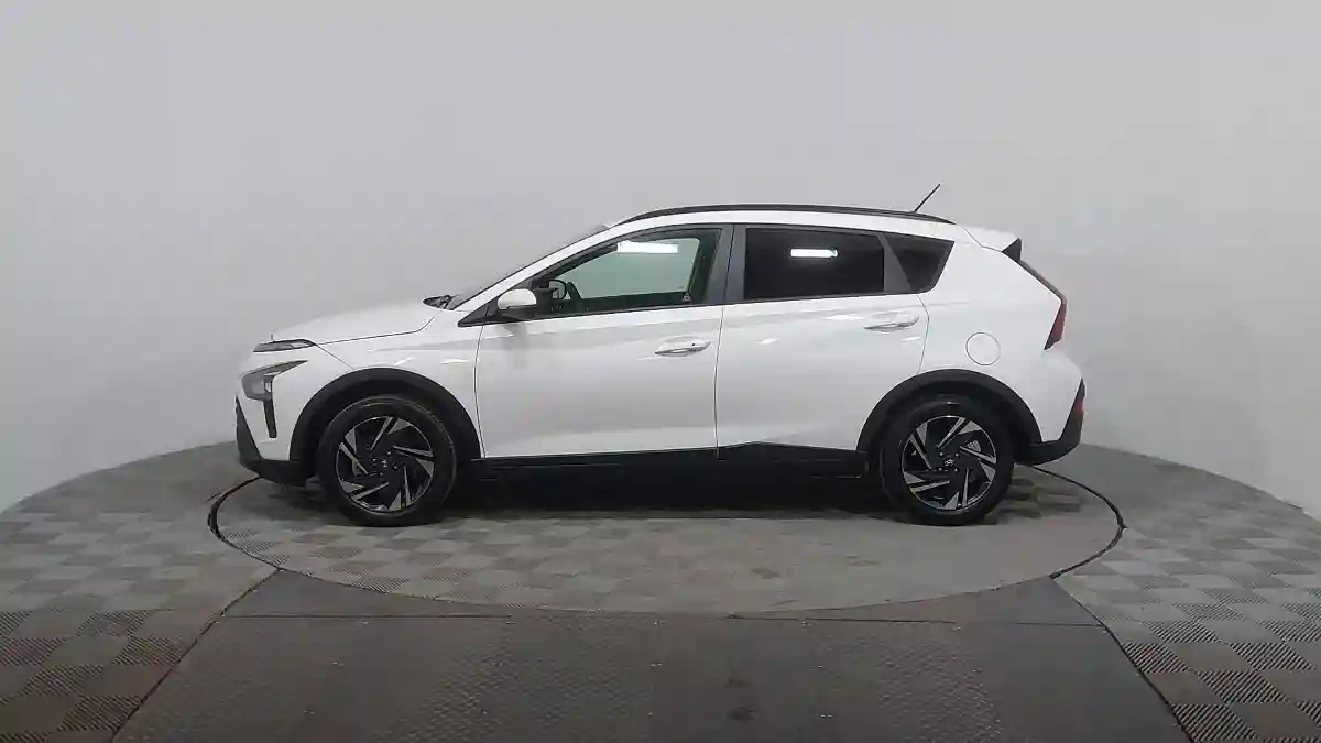 Hyundai Bayon 2022 года за 7 890 000 тг. в Астана