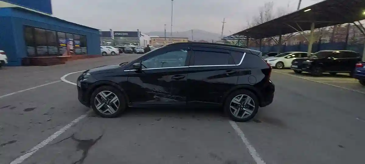 Hyundai Bayon 2022 года за 8 000 000 тг. в Алматы